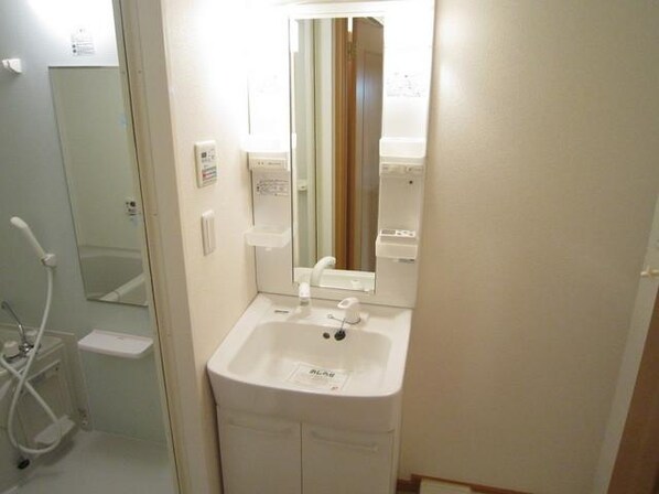 カーサ アモローザの物件内観写真